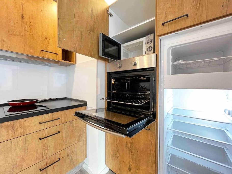 Ferienwohnung Beste Lage - Altstadt City Dusseldorf - 1,5 Zimmer Exterior foto